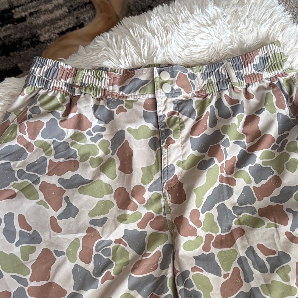 BURLEBO Multicolor Mountain Patch Camo Shorts